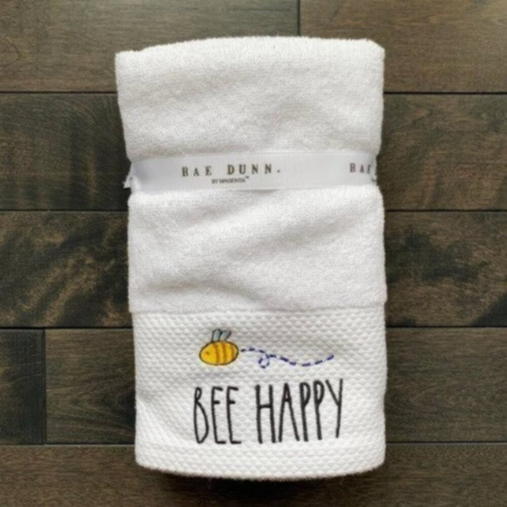 Rae Dunn Hand Towel Set - new with tags